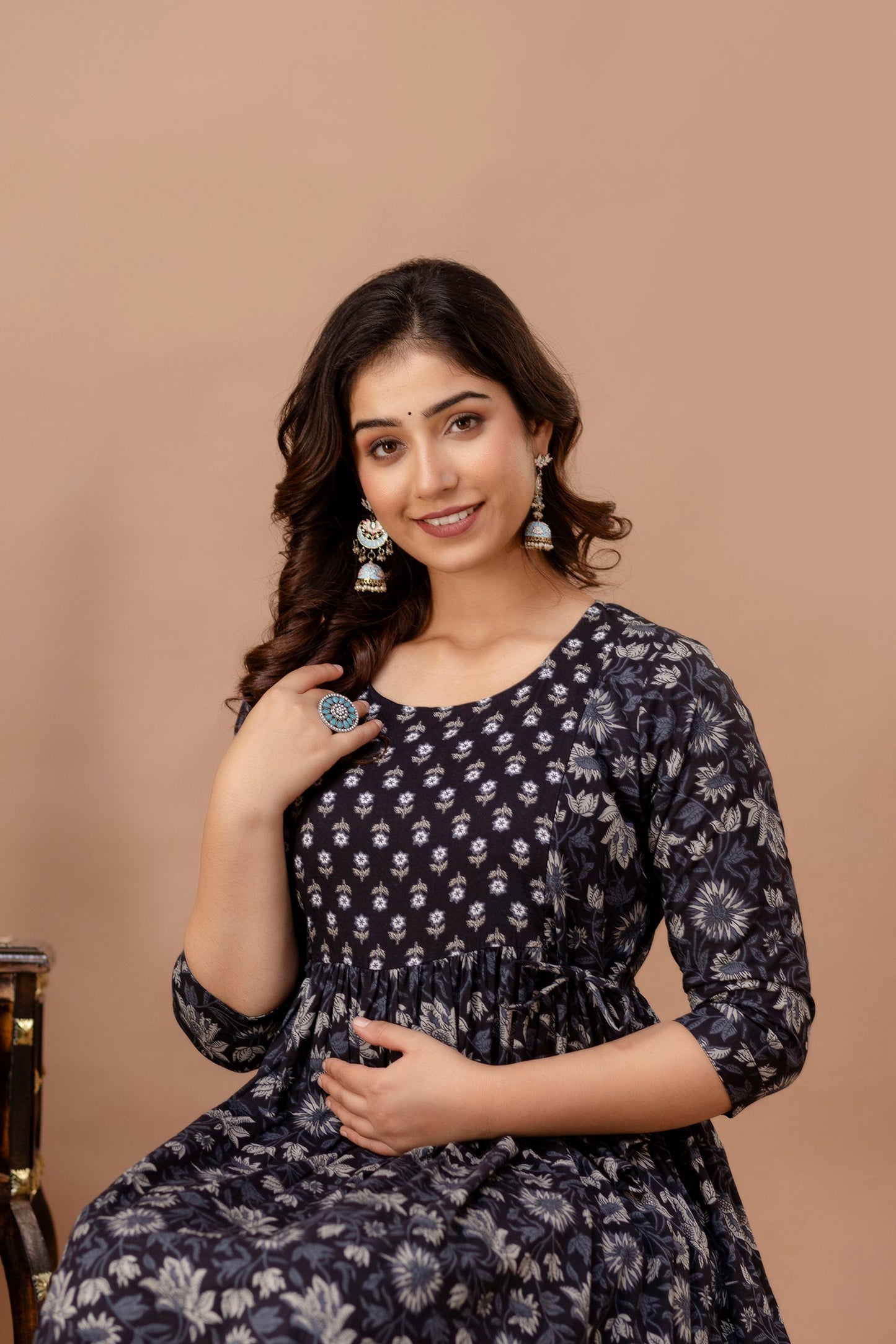 Black Leaf Print Cotton Maternity Feeding Kurti