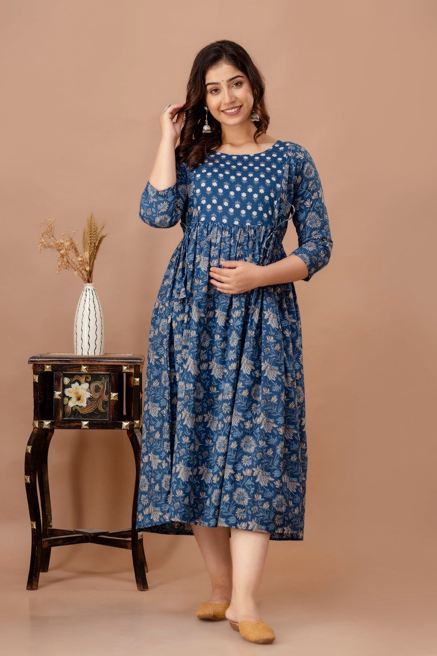 Blue Leaf Print Cotton Maternity Feeding Kurti